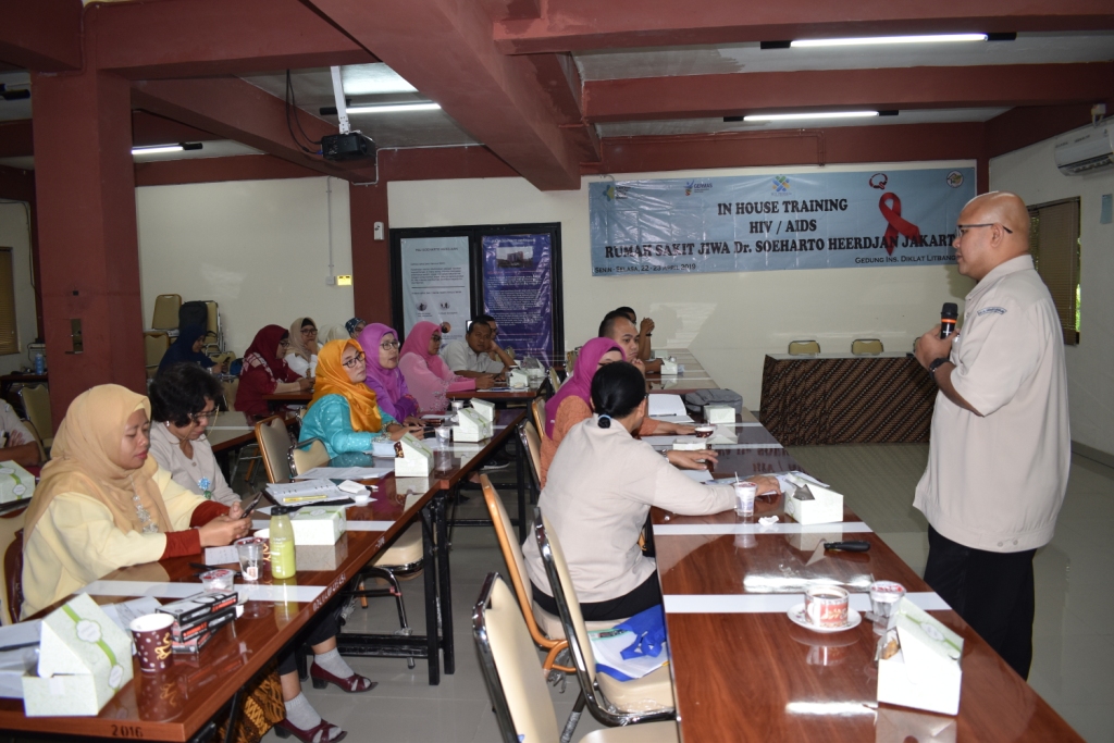 IN HOUSE TRAINING HIV/AIDS